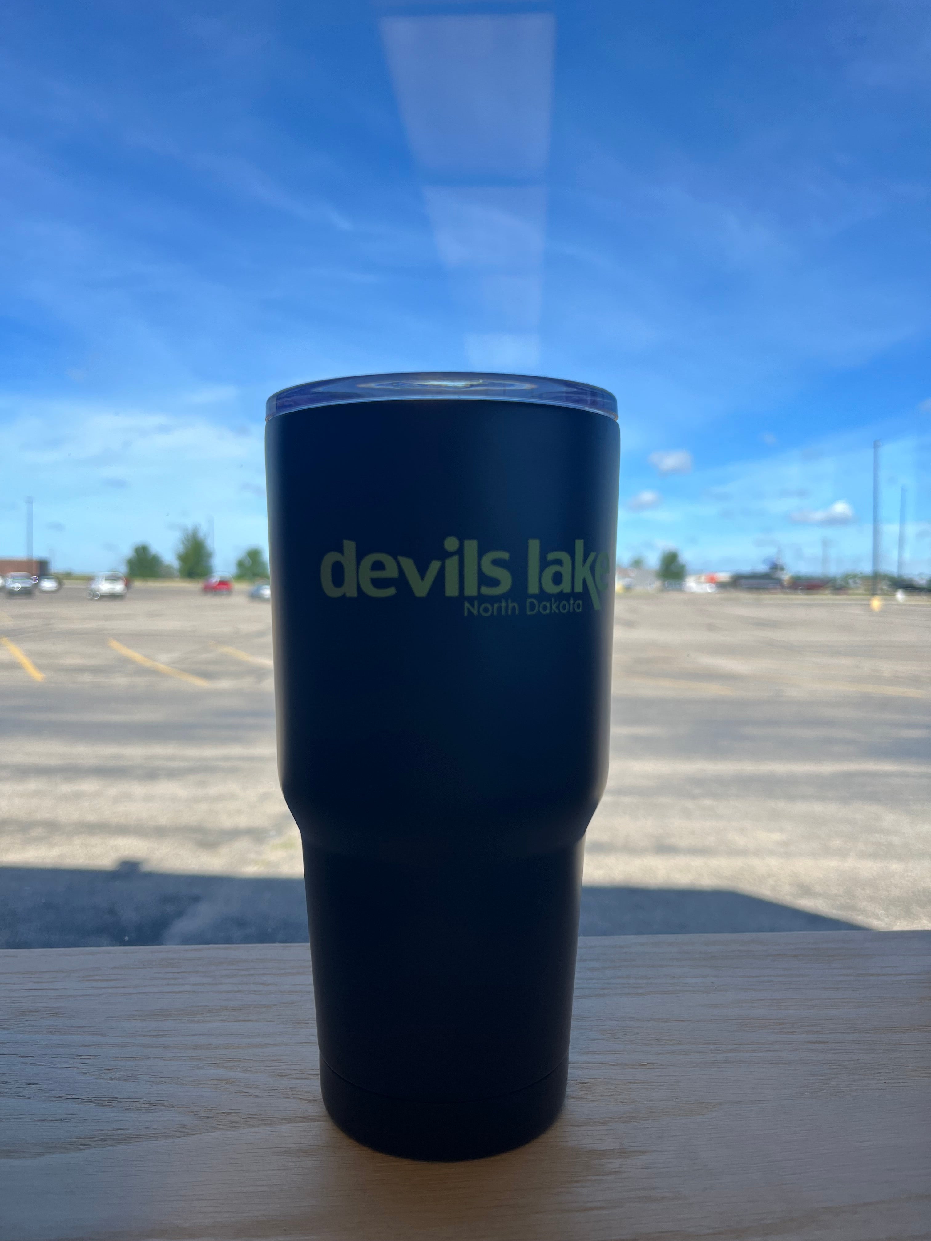 Devils Lake 30 oz Black Mug